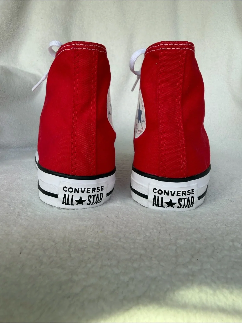 Converse Chuck Taylor All Star Hi Tops Size Men 4.5 Women 6.5 Red Sneaker Shoe